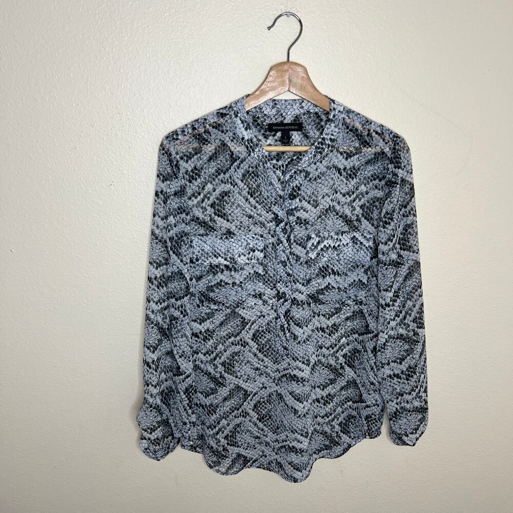 Banana Republic Black White Snake Print Blouse Small